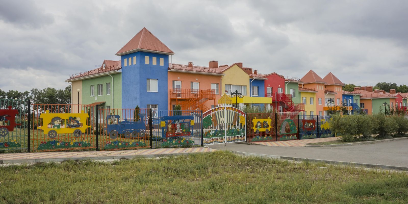 Купить квартиру в ЖК Гармония на Любимой улице, 7 в Михайловске в  Шпаковском районе — 1 935 объявлений по продаже квартир на МирКвартир